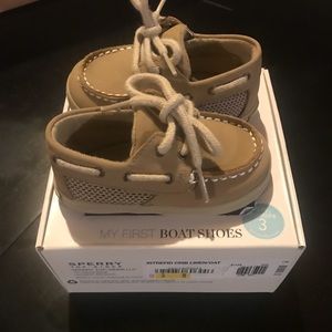 Sperry boat shoes